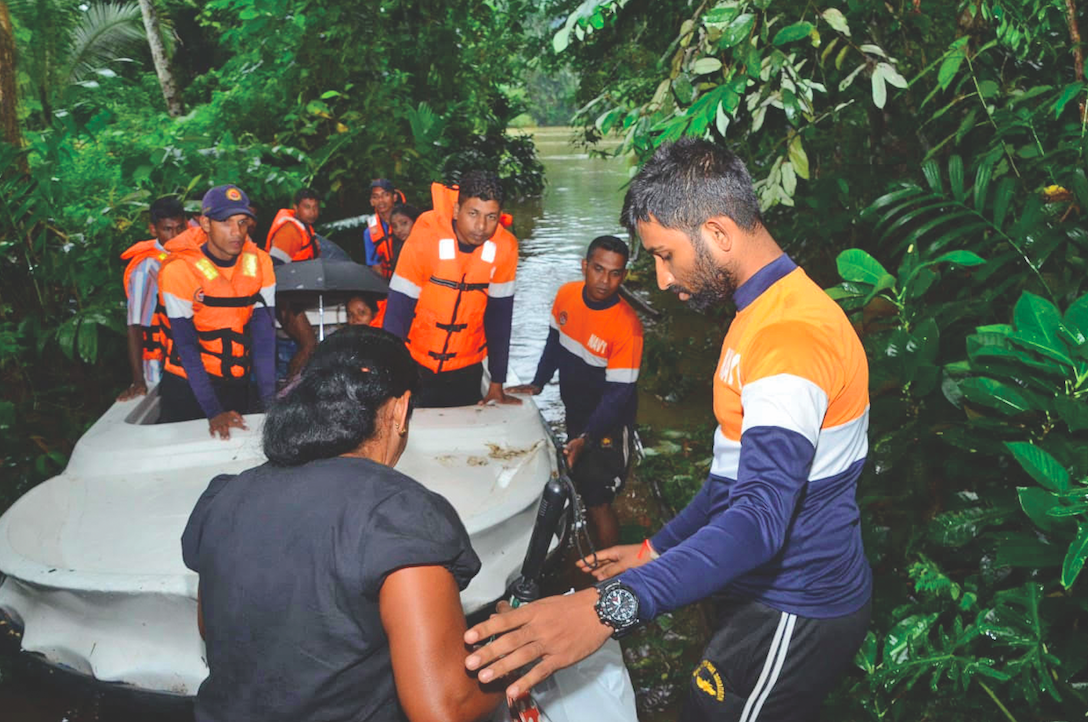 Sri Lanka Navy At The Forefront Of Rescue Operations – S/W Monsoon- IN RESCUE