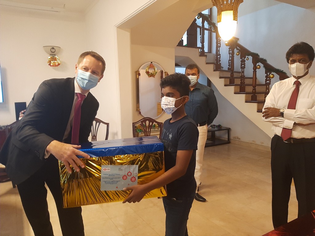 HSBC CEO Spends a Blessed Christmas at A-PAD with the Project Phoenix Family