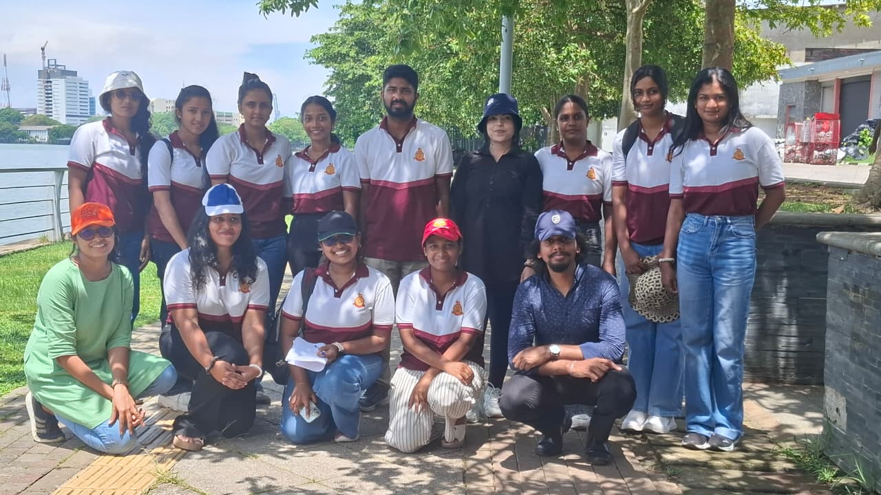 University of Colombo Students Conduct Comprehensive Field Assessment on the Beira Lake
